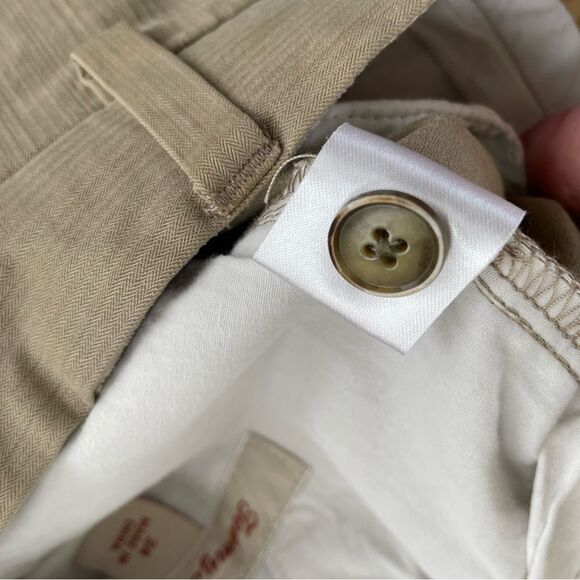 Tommy Bahama Silk Blend Khaki Front Pleat Shorts 34 9” Inseam - Picture 7 of 8